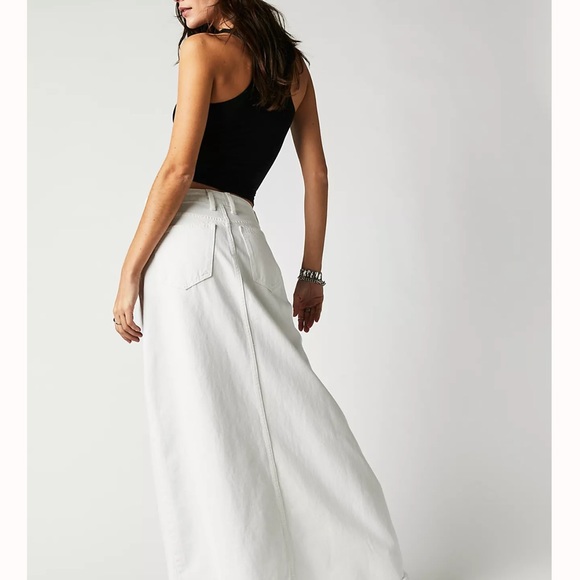 Free People White Maxi Skirt with Cream Crochet Top Styling. Skirt only - Picture 2 of 8
